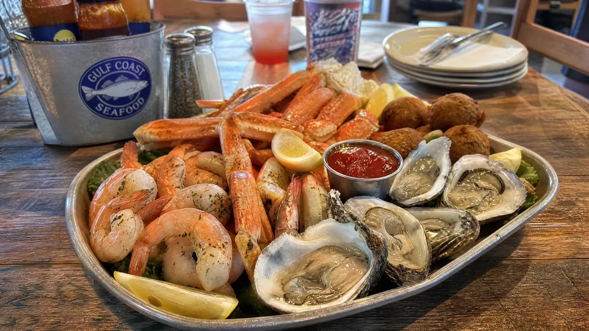 Best Seafood Restaurants in Gulf Shores, AL