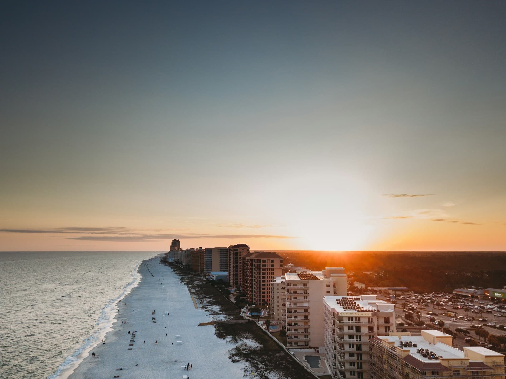 Gulf Shores vs. Orange Beach: Which Should You Choose?